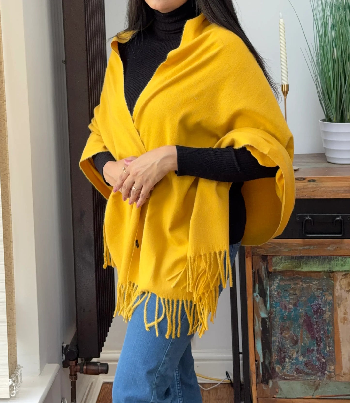 Plain yellow woolen shawl – soft and warm everyday wrap