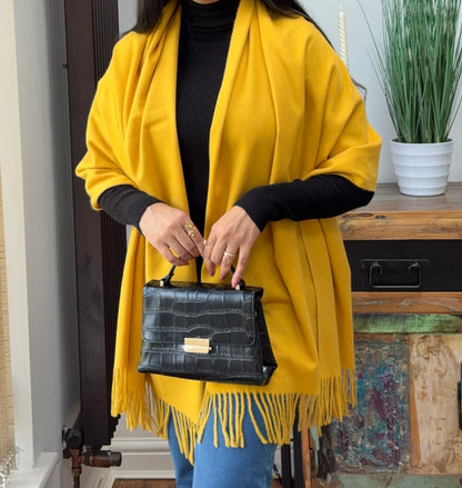 Plain yellow woolen shawl – soft and warm everyday wrap